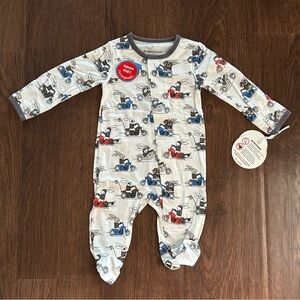 Magnetic Me Hares on Hogs Magnetic Footie Newborn
